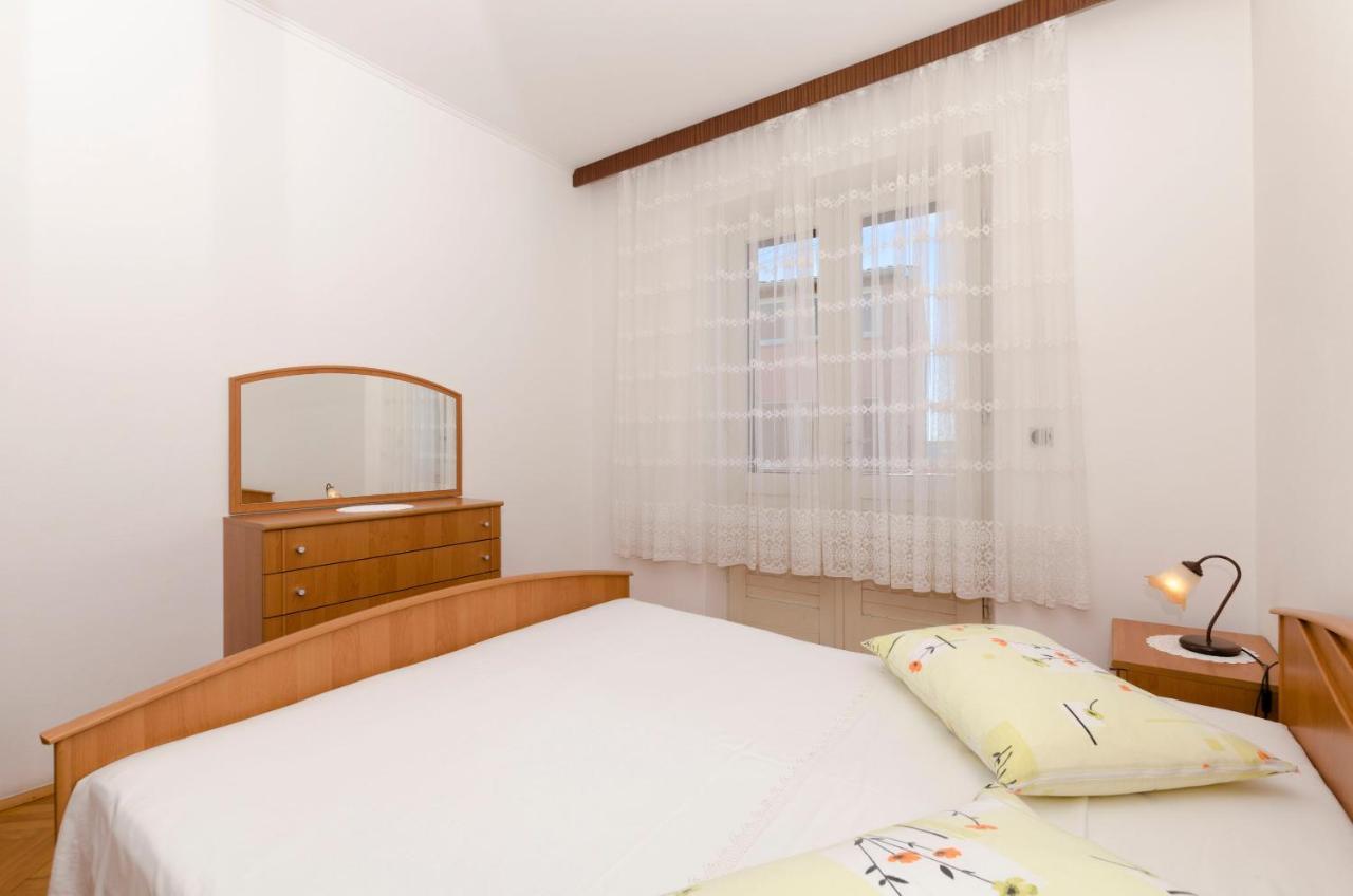 Apartment Eva P. Primosten Ngoại thất bức ảnh
