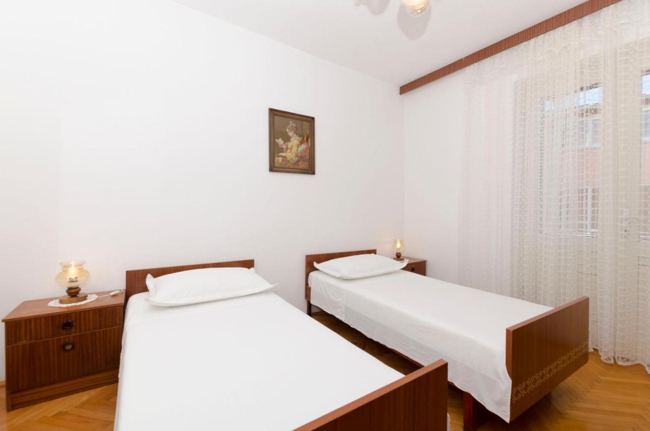 Apartment Eva P. Primosten Ngoại thất bức ảnh