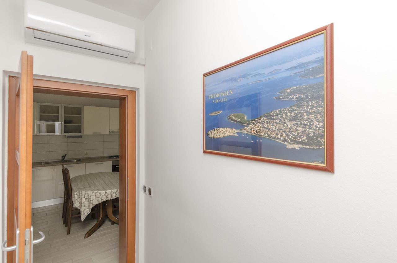 Apartment Eva P. Primosten Ngoại thất bức ảnh