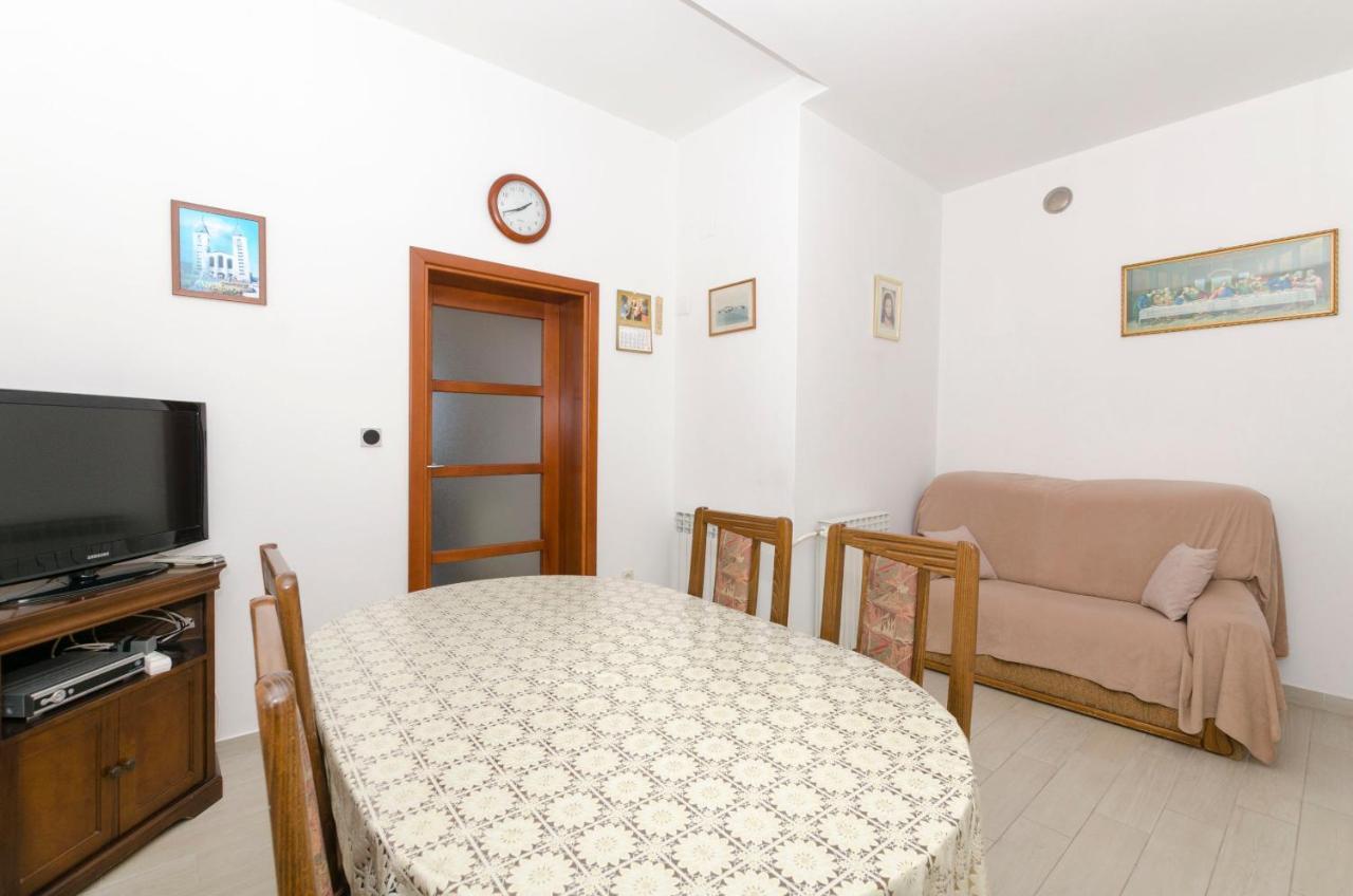 Apartment Eva P. Primosten Ngoại thất bức ảnh